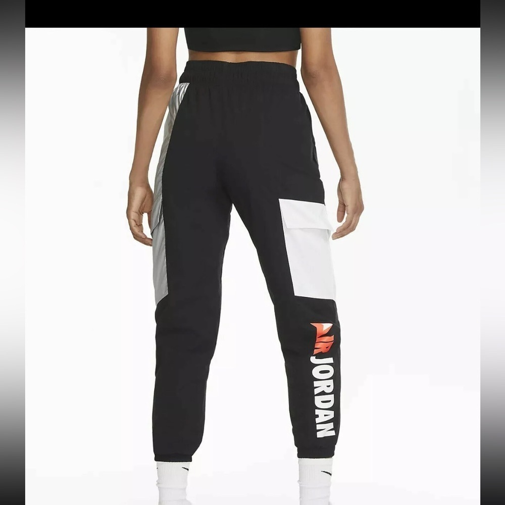 Air Jordan Winter Utility Womens Pants Size S Joggers Black Silver NWT